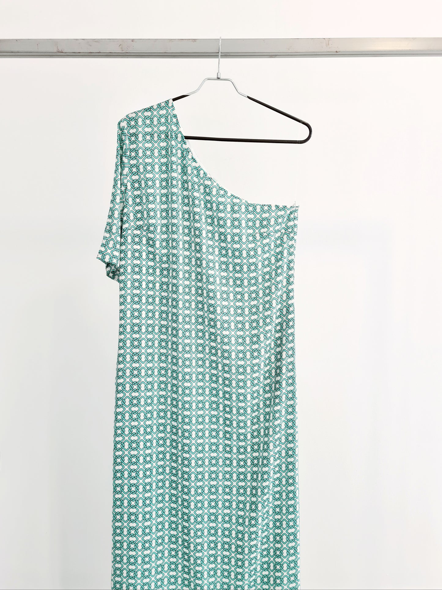 Dress 054