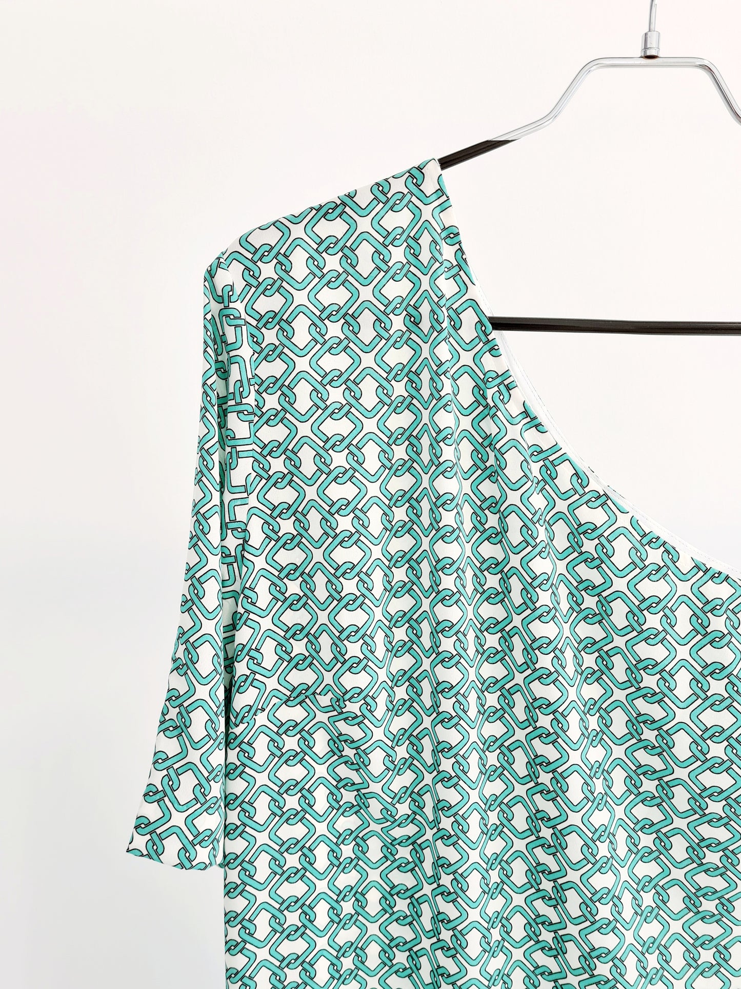 Dress 054