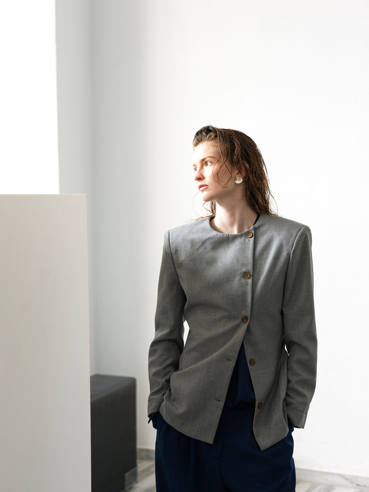 Hourglass Blazer .Grey