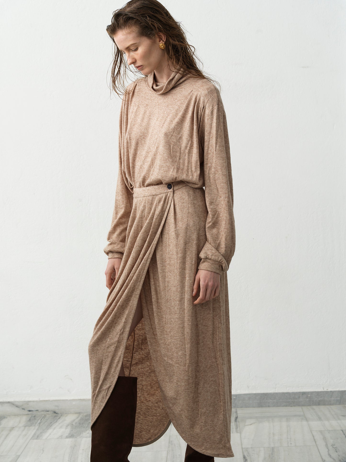 Figure Knitted Skirt .Dark Salmon