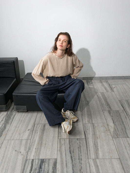 Powder Blouse .Latte