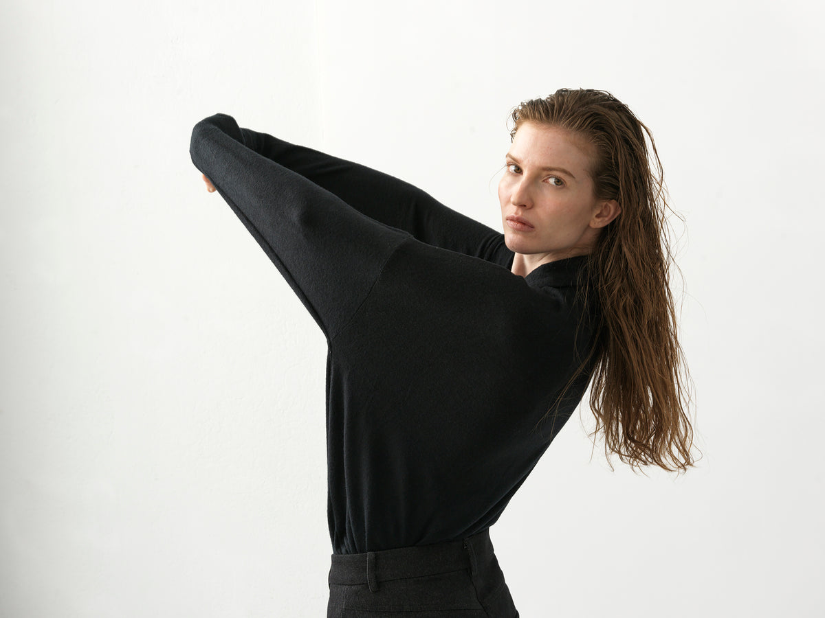 Loose Boy Blouse .Black